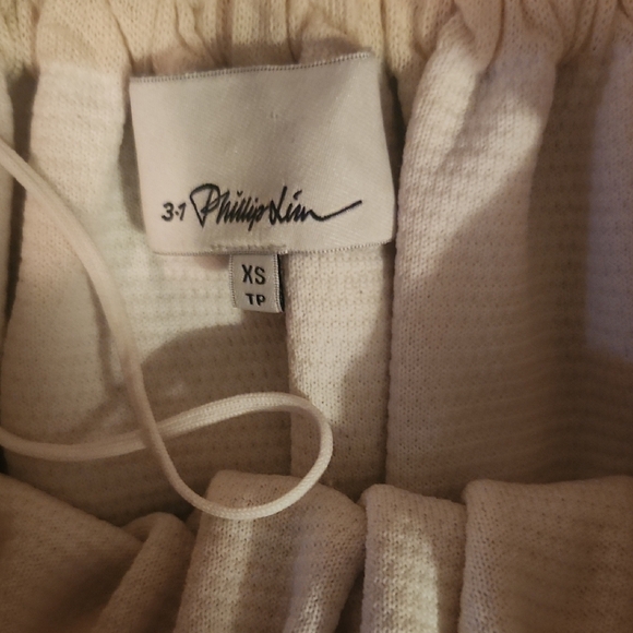 Chic Off-Shoulder Cream Sweater - Picture 2 of 5